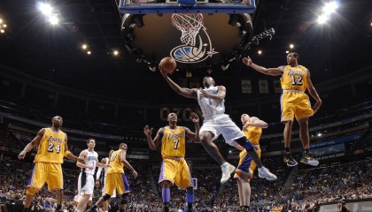 开云·体育官网-排球超级联赛女队外援表现抢眼，引热议，排球队女神